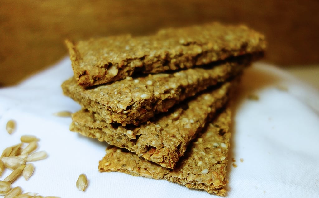 High Fibre Crispbread with Sukrin Sesame Flour
