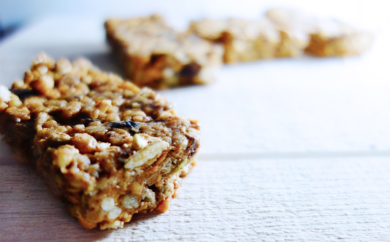 sukrin-low-carb-nutrition-bar-with-sesame-flour-recipe.jpg