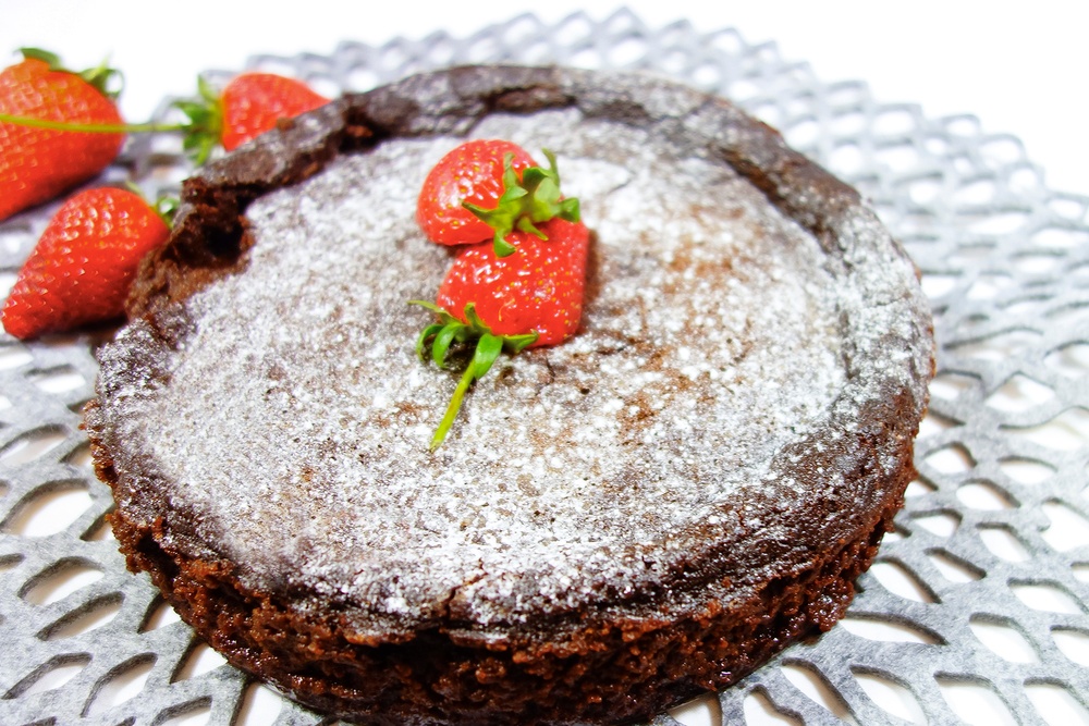 sukrin_flourless_chocolate_cake.jpg